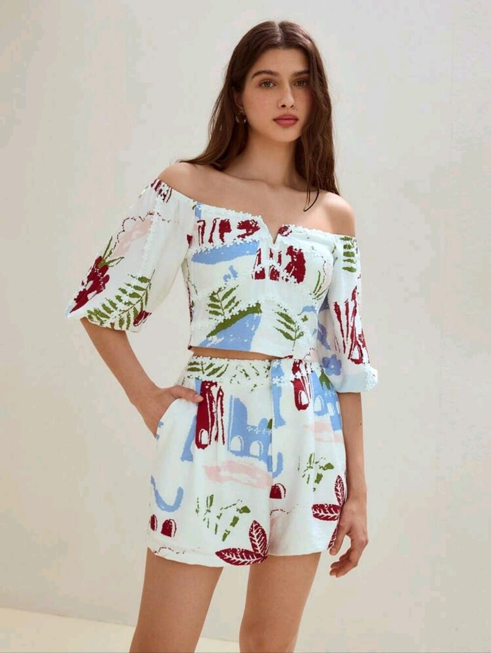Off-Shoulder Printed Two-Piece Set in White with Red, Blue & Green Motf Size M